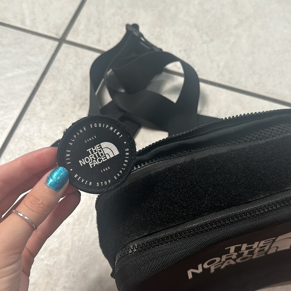 The North Face Explore BLT 3L Lumbar Pack - Picture 16 of 16